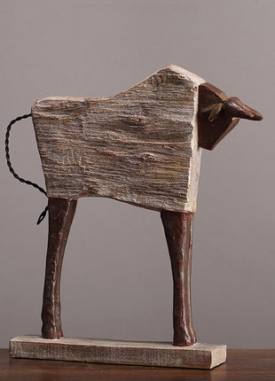 Pferd-Skulptur aus Kunstharz mit Holzoptik und schwarzer Kordel seitlich am Körper