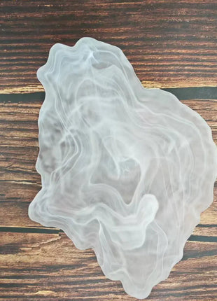 Lignovancia wavy glass decorative tray