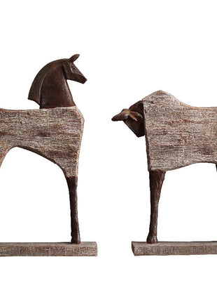 Vintage Tier-Skulptur-Paar: Pferd und Stier aus Kunstharz, rustikal, auf Sockel