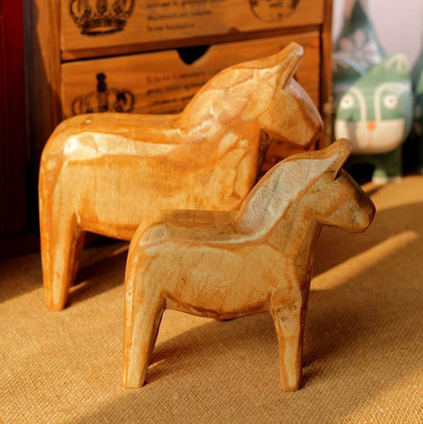Klassisches Dala-Pferd aus Holz | Skandinavische Deko | Gopure Studio Gopure Studio