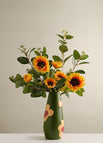 Große Blume + Blumenarrangement