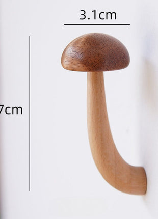 Holz-Pilz-Kühlschrankmagnet mit braunem Hut und hellem Holzstiel, rundes Cap-Design