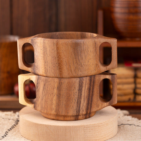 Akazienholz-Tasse mit Doppelgriffen, zwei Schalen übereinander