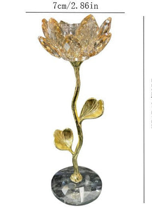 Frontansicht: Kerzenhalter mit champagnerfarbener Lotus-Kristallschale, goldenem Stiel, Steinsockel