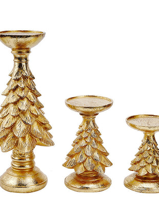 Drei Weihnachtsbaum-Kerzenhalter, goldfarben, mit Tannenzweig-Relief und flachem Dochtbecher
