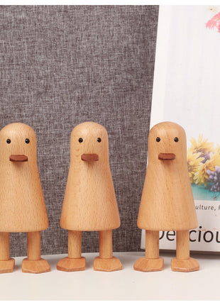 Buchenholz-Entenfiguren ohne Hut, drei Dekoenten nebeneinander