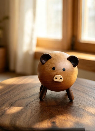Holz-Schweinchen mit runden Ohren und ausgestanzter Schnauze, Deko-Tierfigur