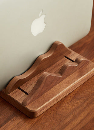 Laptop-Ständer aus Holz mit mehreren Aussparungen zur sicheren Notebook-Auflage