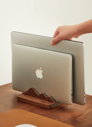 Höhenverstellbarer Laptop-Ständer aus Holz mit Handgriff-Öffnung und passender Auflage