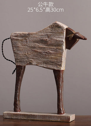 Pferd-Skulptur aus Kunstharz mit Holzoptik, Vorderansicht auf flachem Sockel