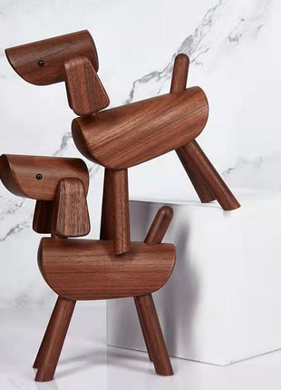 Lignovancia-Holzfiguren Hund aus warmbraunem Holz, mehrere Tiere, mit markanter Schnauze