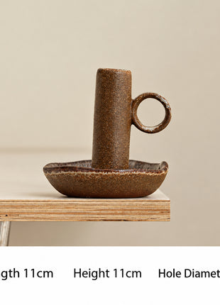 Keramik-Kerzenhalter mit Ofenglasur mit Maßen 11×11 cm; Schale mit Henkel