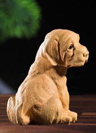 Golden-Retriever-Holzfigur aus Thuja-Holz, sitzend in Seitenansicht, Kopf zur Seite