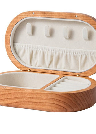 Ovale Schmuckbox aus Holz, geöffnet mit Samteinlage und Haltern für Ketten und Ohrringe