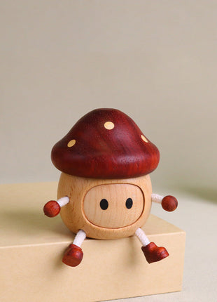 Kleiner Holz-Deko-Pilz mit Hut und Smiley-Augen, Aufbewahrungsbox auf Pappunterlage