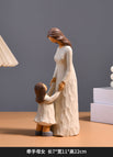 Mutter & Tochter Hand in Hand