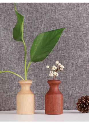 Holzvase-Set für Trockenblumen: helle und braune Ausführung, jeweils runde Öffnung