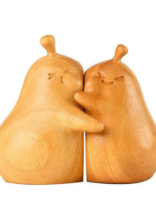Lignovancia-Paar Holz-Birnenfiguren mit umarmenden Armen, kompakte Standform, naturfarben