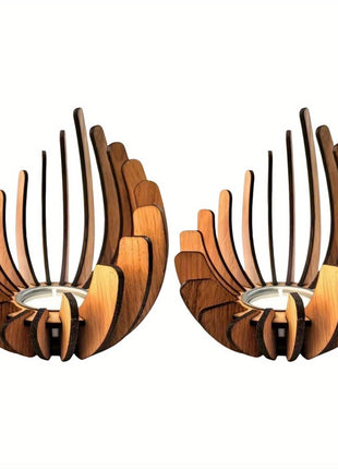 2er-Set Holz-Kerzenhalter im Lotusdesign, je ein offener Kerzenhalter im Blick.
