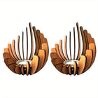 2er-Set Holz-Kerzenhalter im Lotusdesign, je ein offener Kerzenhalter im Blick.