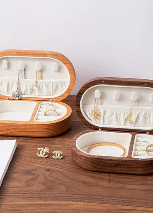 Ovale Schmuckbox mit Samteinlage, zweiteiliges Innenfach für Ketten und Ringe